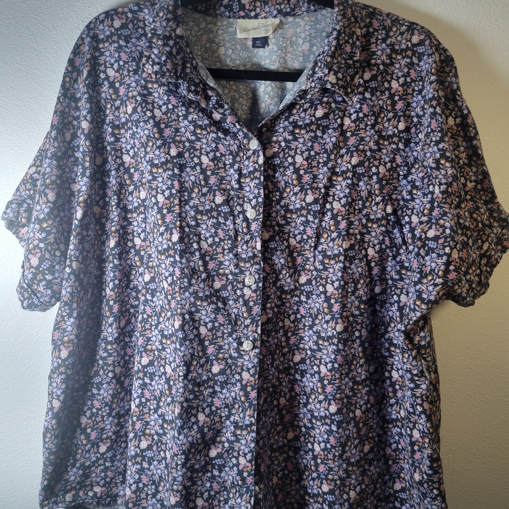 Universal Thread Purple Floral Shirt